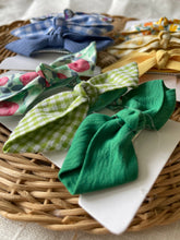 Fabric Knotted Clips