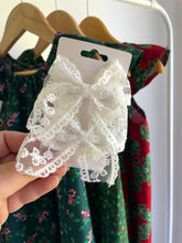 Lace Bows
