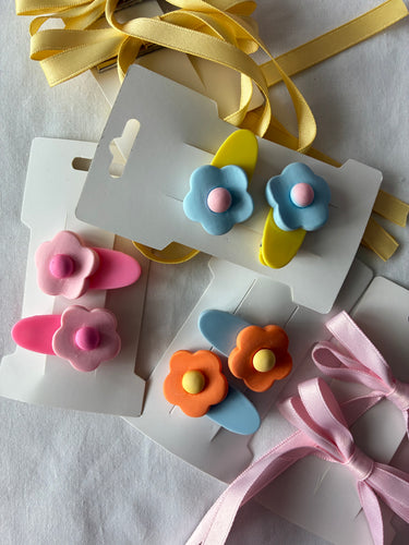 Daisy Pop Hair Clips
