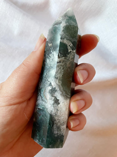 Druzy Moss Agate Tower